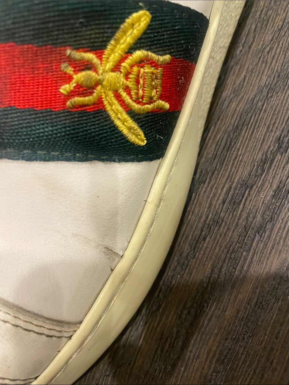 Gucci White Leather Sneakers with Red & Green Accents and Bee Embroidery - Picture 9 of 10